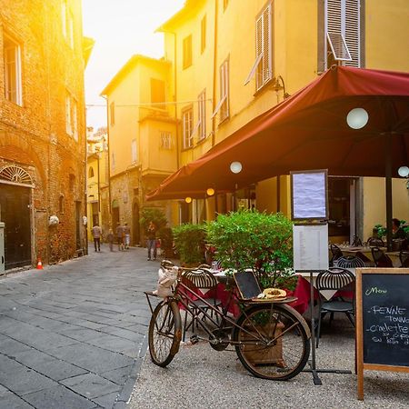 Appartamento Centro Storico Riva 2 - Happy Rentals Eksteriør billede