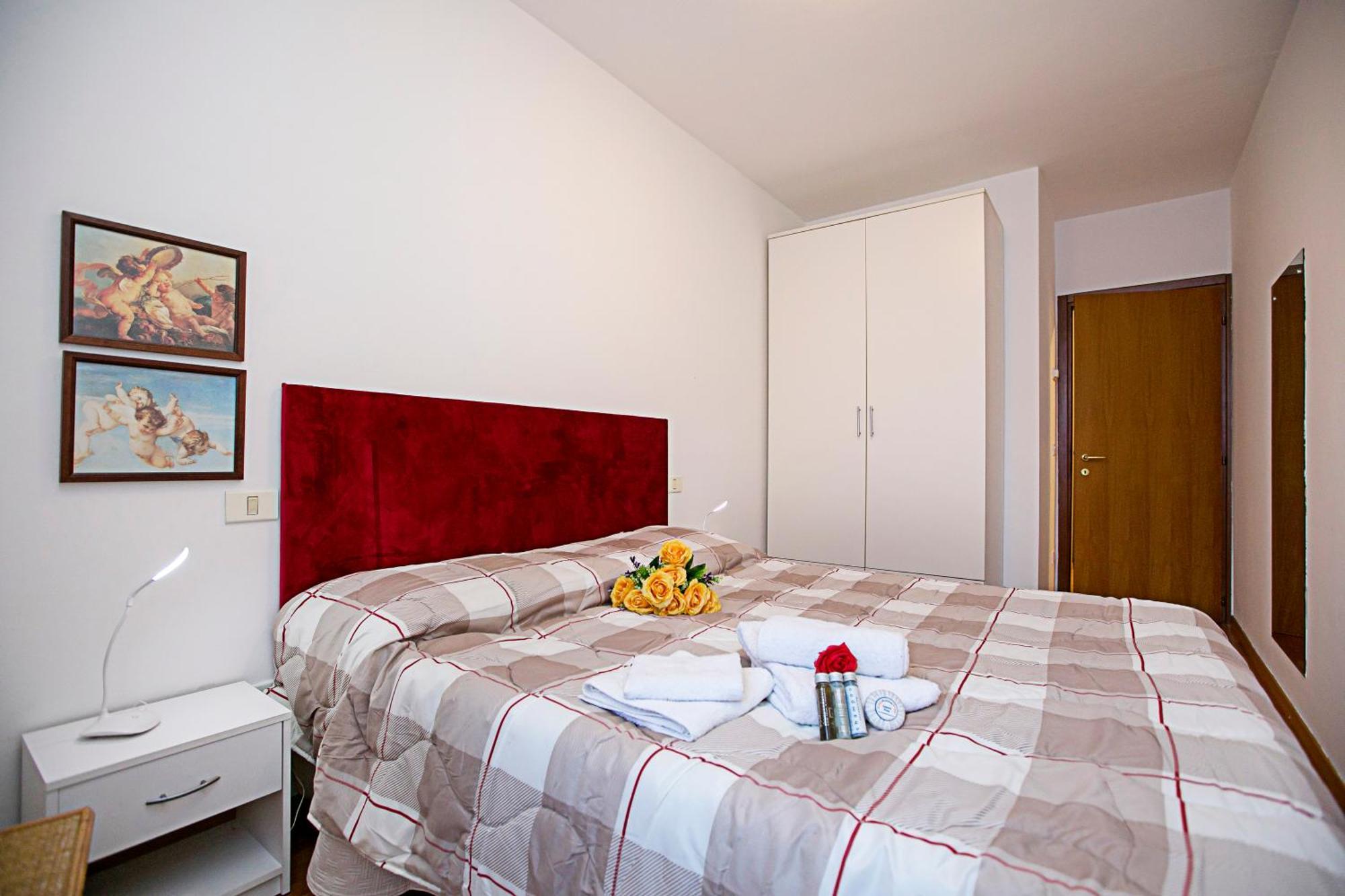 Appartamento Centro Storico Riva 2 - Happy Rentals Eksteriør billede